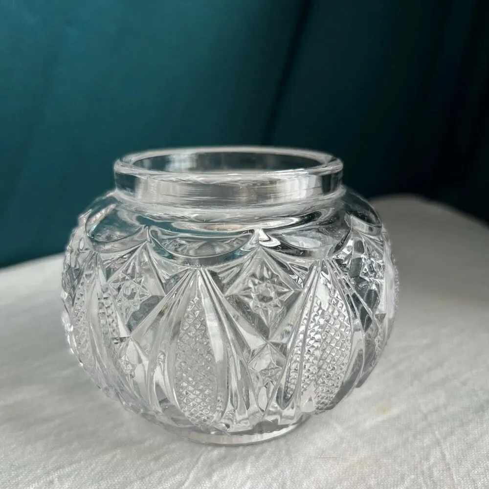 Co-operative Flint Glass Co. Rose Bud Vase Puff Jar